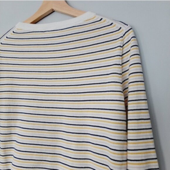 GAP 100% Cotton Fine Kit Crewneck Sweater Stripe Novelty XOXO Embroidery Sz M - Picture 13 of 16